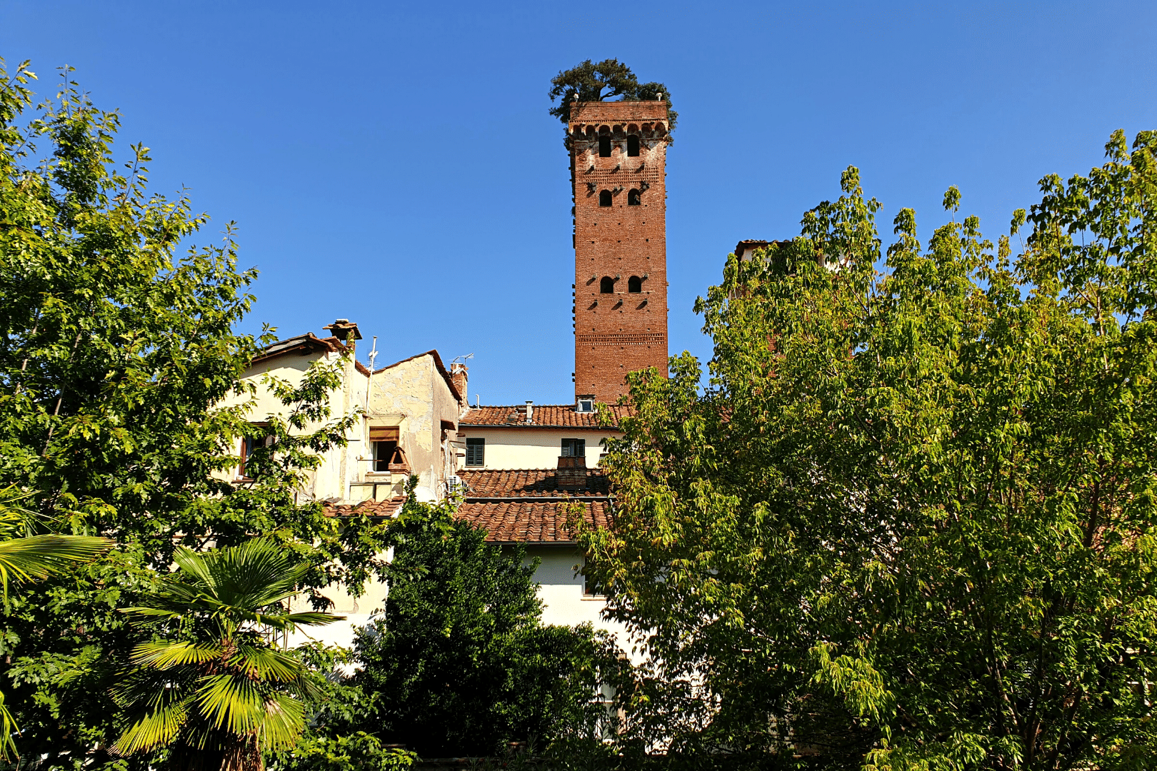2italia Experiences 2Italia Experiences. Giunigi Tower Lucca