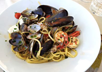 2Italia Food & Wine. Seafood platter