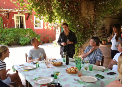 2Italia Food & Wine. Vineyard wine tasting and lunch