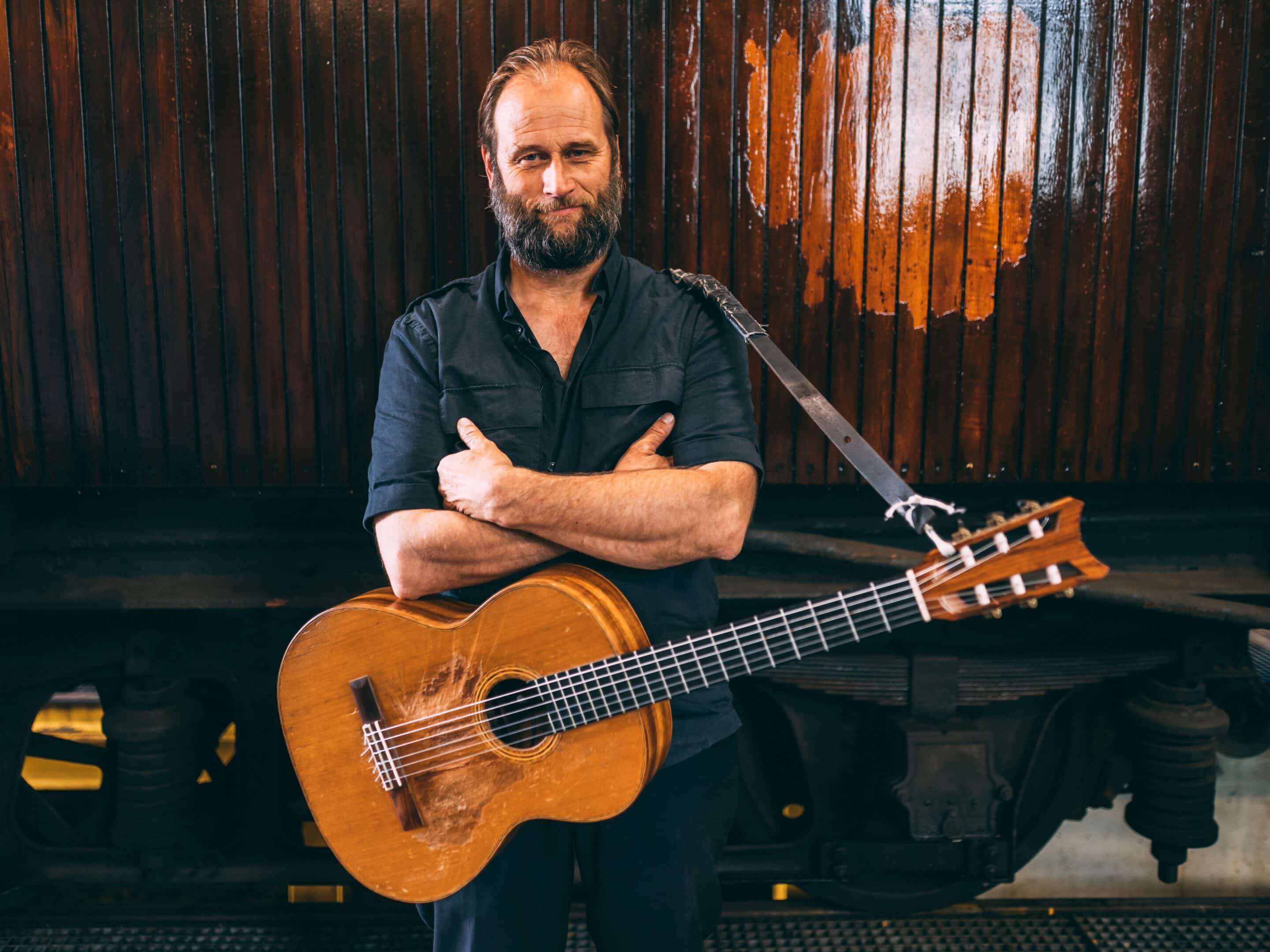 Sondre Lerche with his own wine